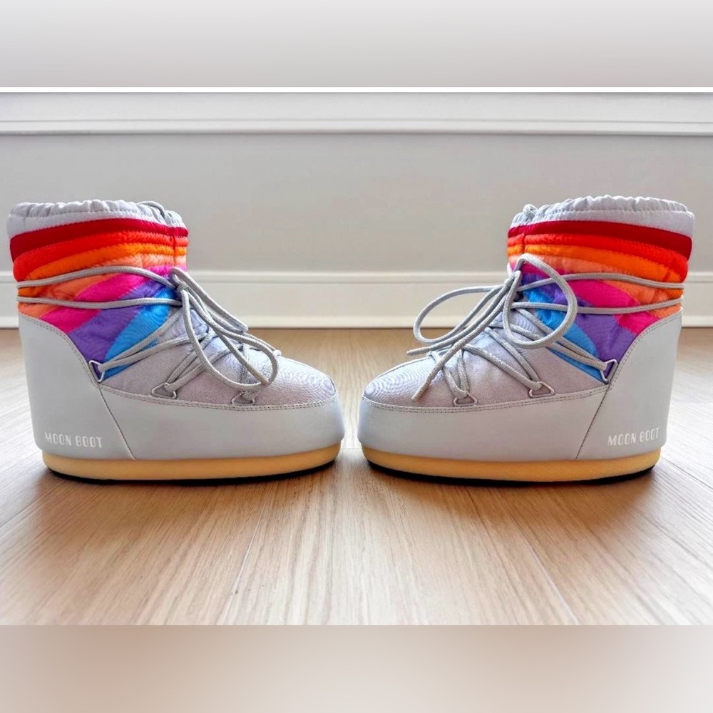 NWT Moon Boot Icon Low Rainbow Boots - Size EU 36/38 - Picture 3 of 10
